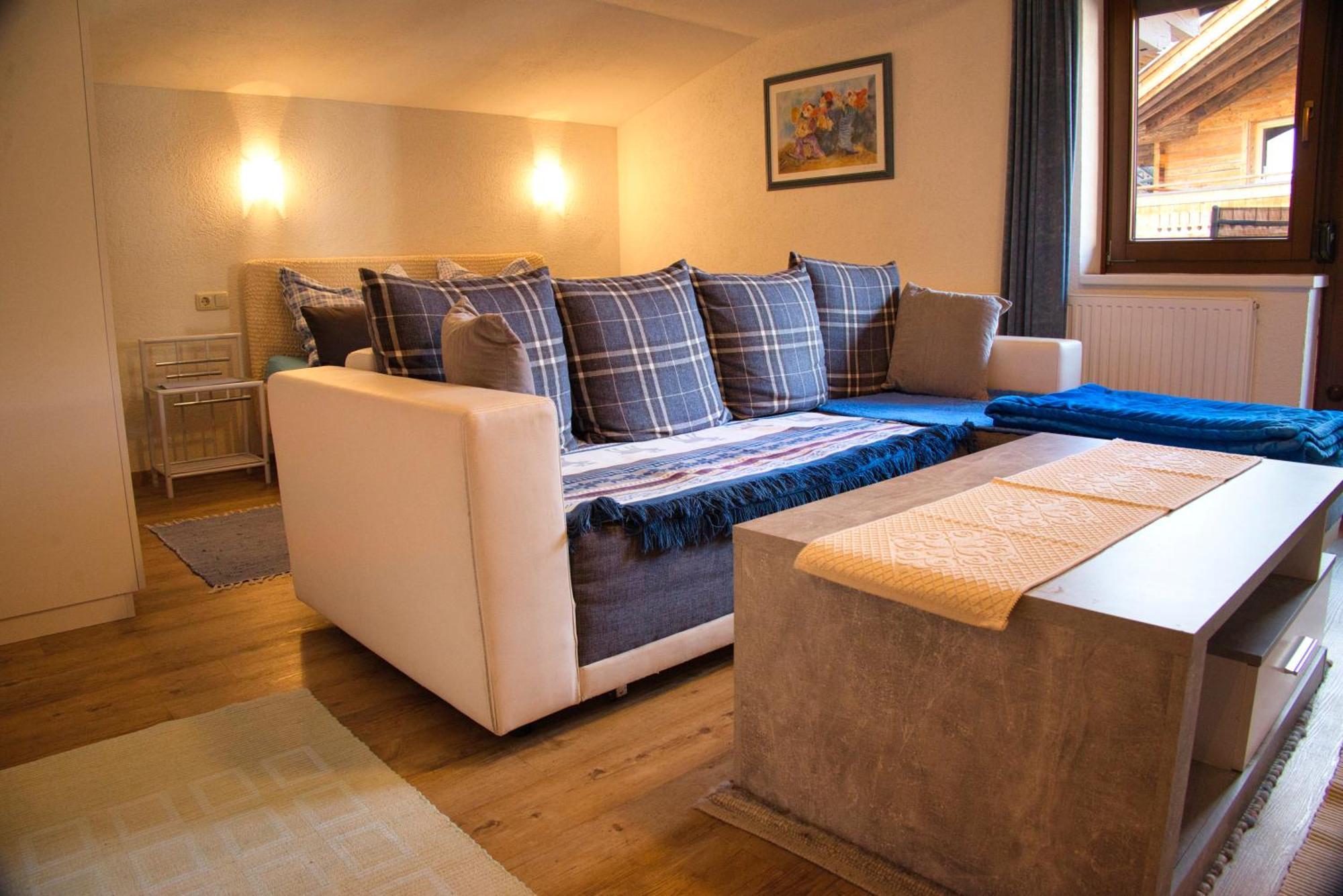 Haus Bergheim Apartment Saalbach-Hinterglemm Ngoại thất bức ảnh